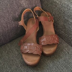 b.o.c. Brown Leather Sandals